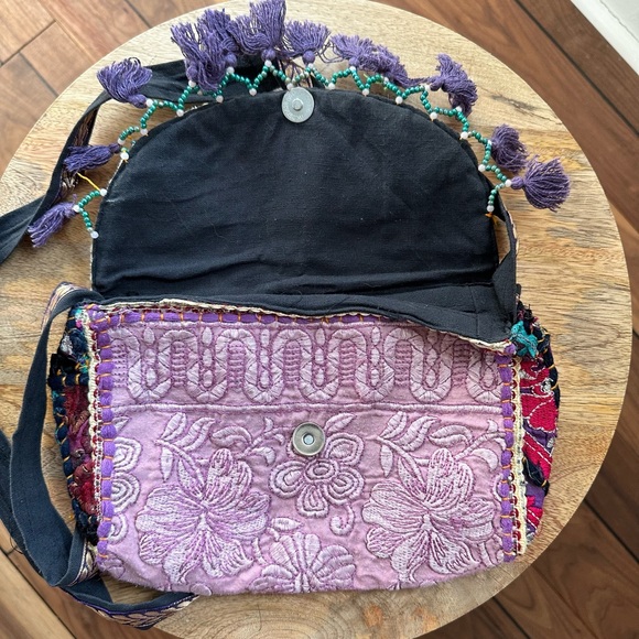 Urban Gypsy Boho Indian Fabric Beaded Crossbody - Picture 5 of 13